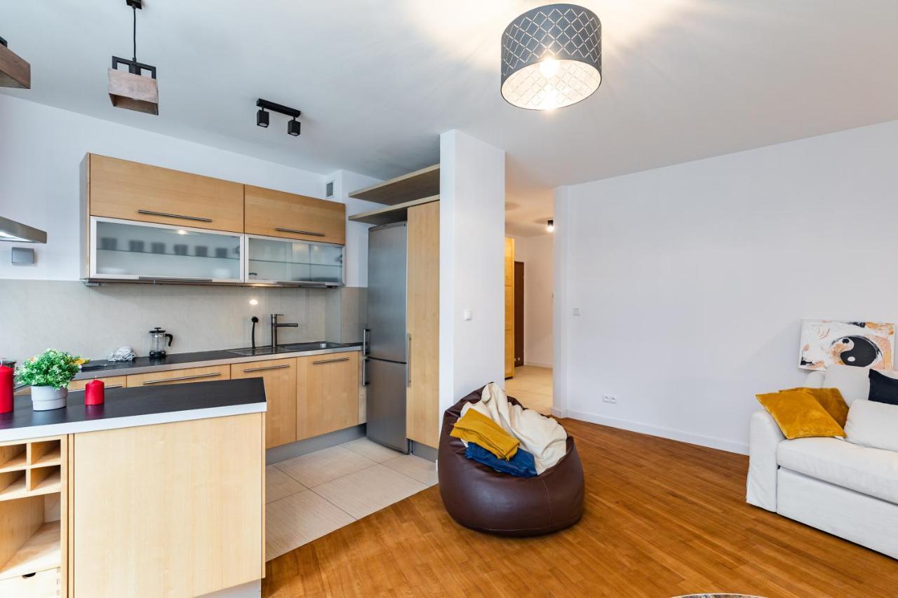 Ferienwohnung Superapart Wilanowska 7, "Pet-Friendly With Elevator & Parking" Warschau Exterior foto
