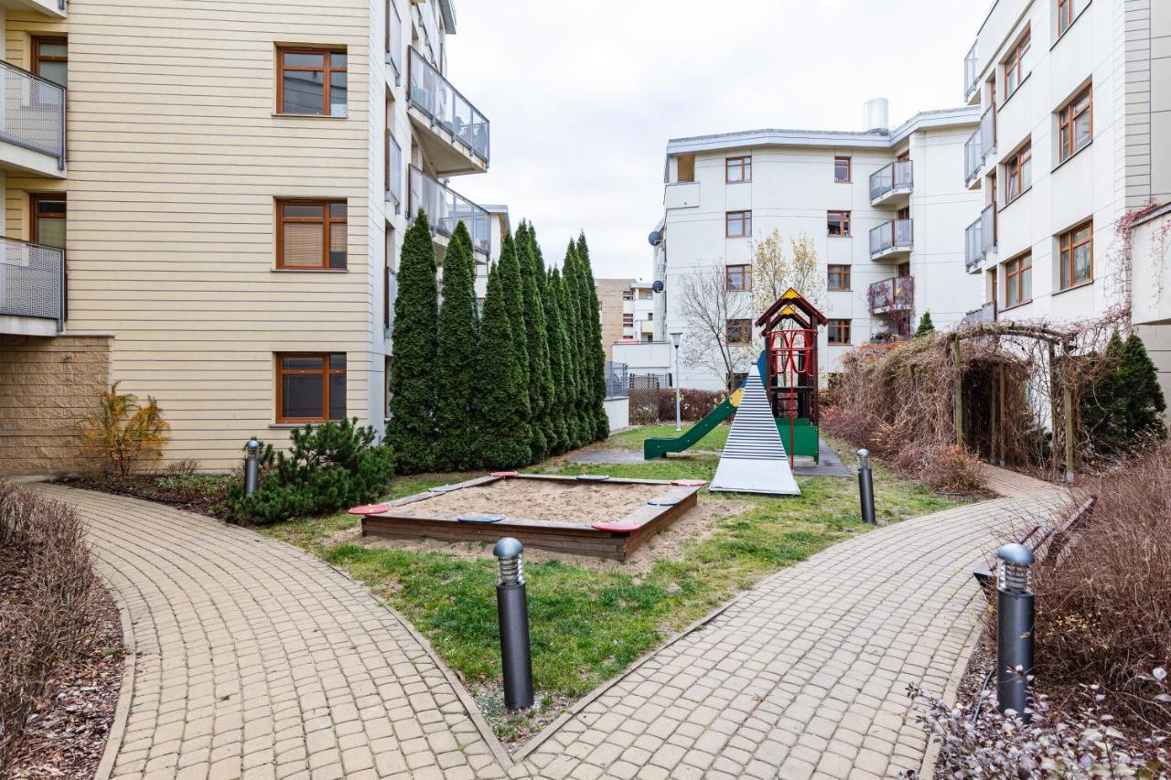 Ferienwohnung Superapart Wilanowska 7, "Pet-Friendly With Elevator & Parking" Warschau Exterior foto